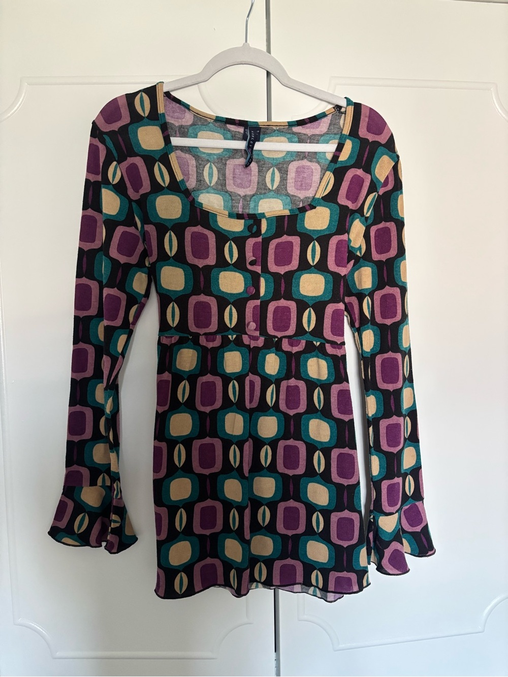 Geometric Scoop Neck Long Sleeve Babydoll Top — Teal, Purple, Cream